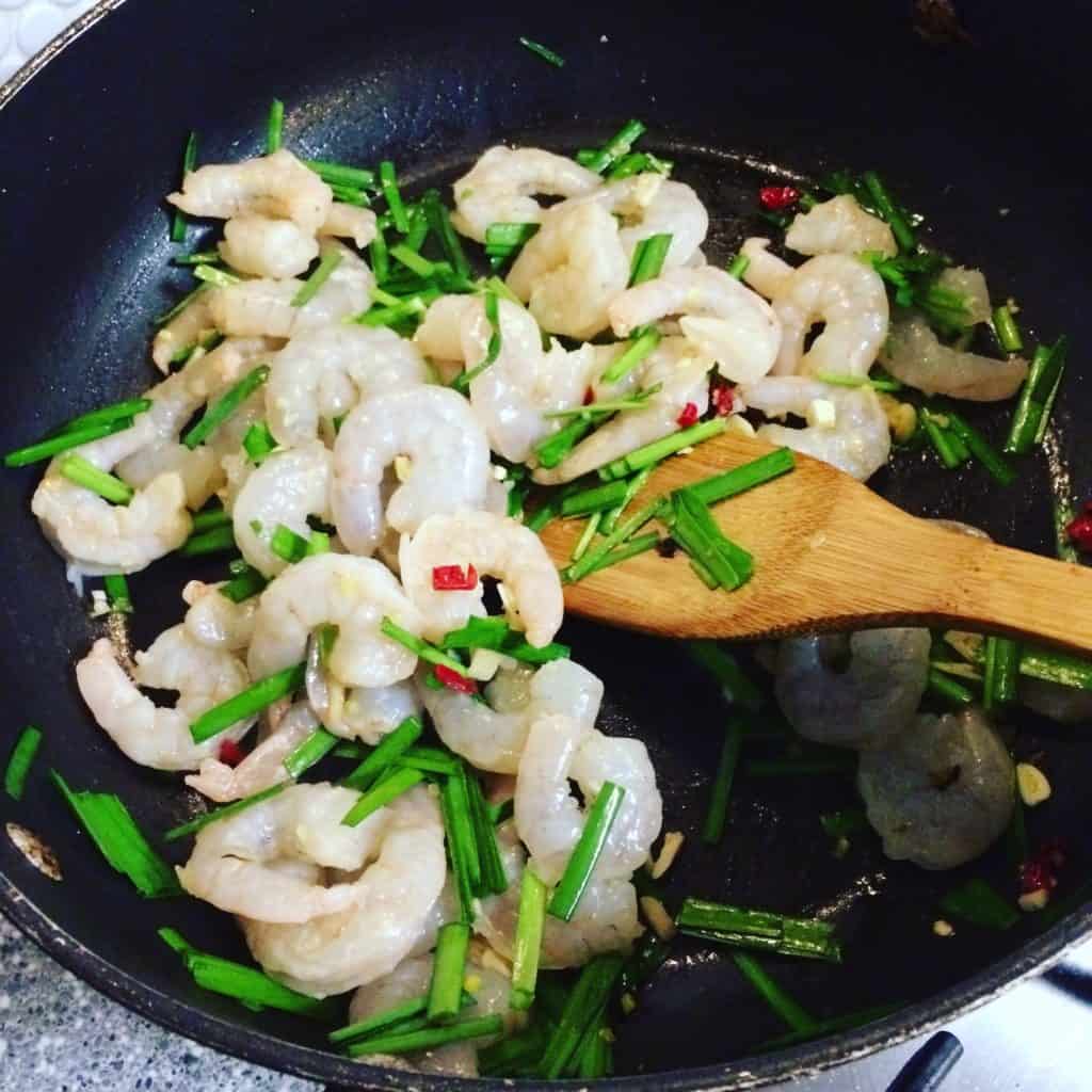 frying shrimp and garlic chives