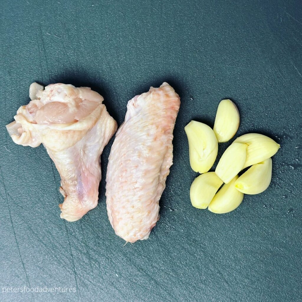 raw chicken wings and garlic