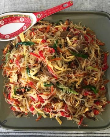 An amazing Central Asian Salad made from Beef, Bean Vermicelli, Vegetables and Black Vinegar - Beef Funchoza Recipe (Фунчоза)