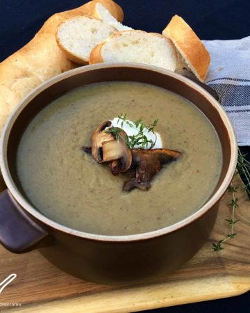 A thick and smooth mushroom soup with Portobello mushrooms, potatoes, beer and thyme - Mushroom and Beer Soup (Грибной Суп)
