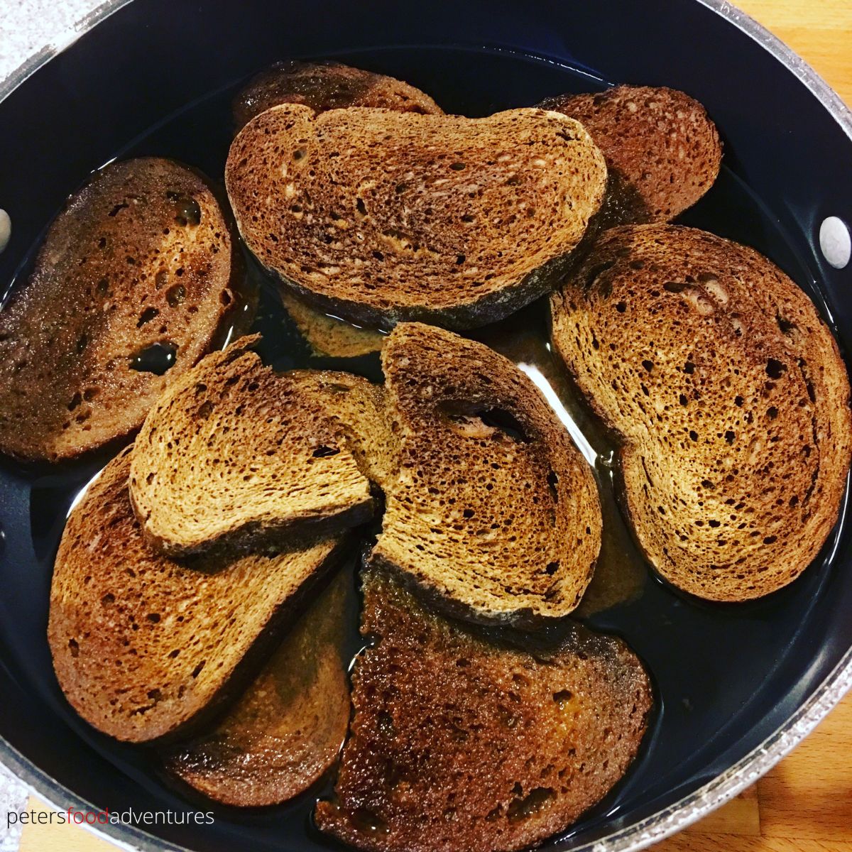 toasted bread for kvass
