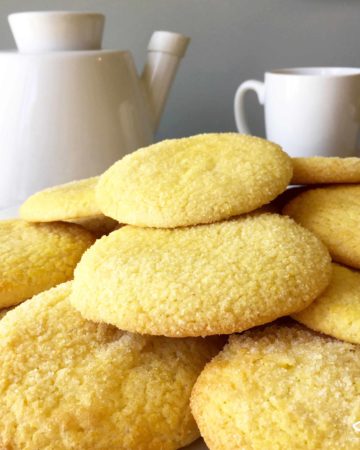 Everyone loves a Sugar Cookie, these are no exception! The perfect mix of buttery goodness, with eggs, vanilla and sugar, just like babushka made. Perfect with a cup of tea or glass of milk. - Russian Sugar Cookies (Молочные коржики)