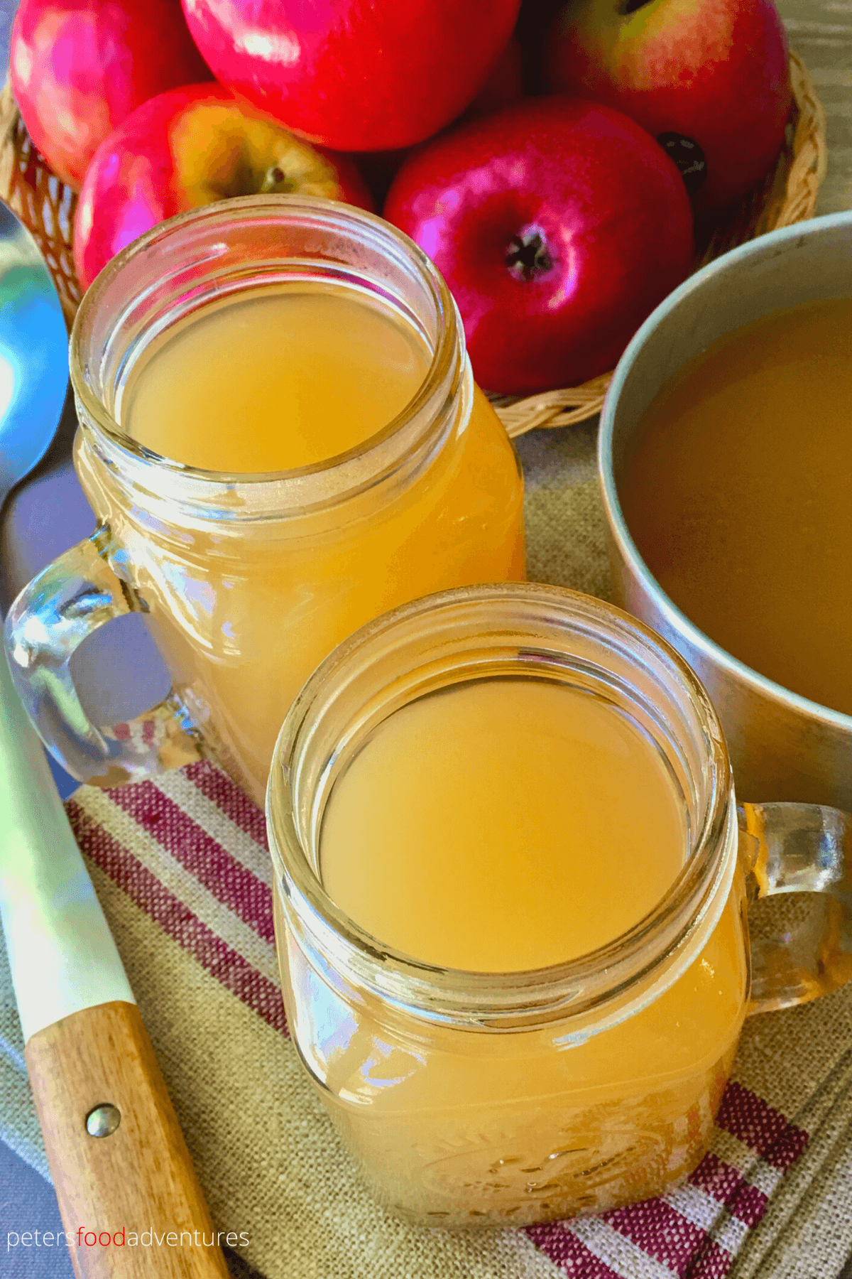 Hot Spiced Apple Cider - the aroma fills your whole house with this classic American spiced drink, especially popular during Thanksgiving and Christmas. This non-alcoholic mulled apple cider recipe is perfect for a cold chilly night, made with naturally cloudy apple juice