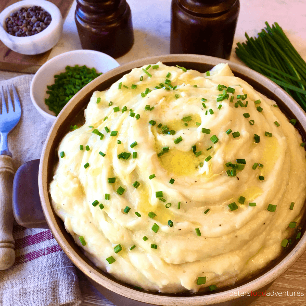 This classic, ultra creamy, rich and smooth Garlic Mashed Potato recipe is so delicious. Absolutely a family favorite dinner side, perfect for your holidays, Thanksgiving for Christmas or everyday! Easy recipe that can be made in advance!