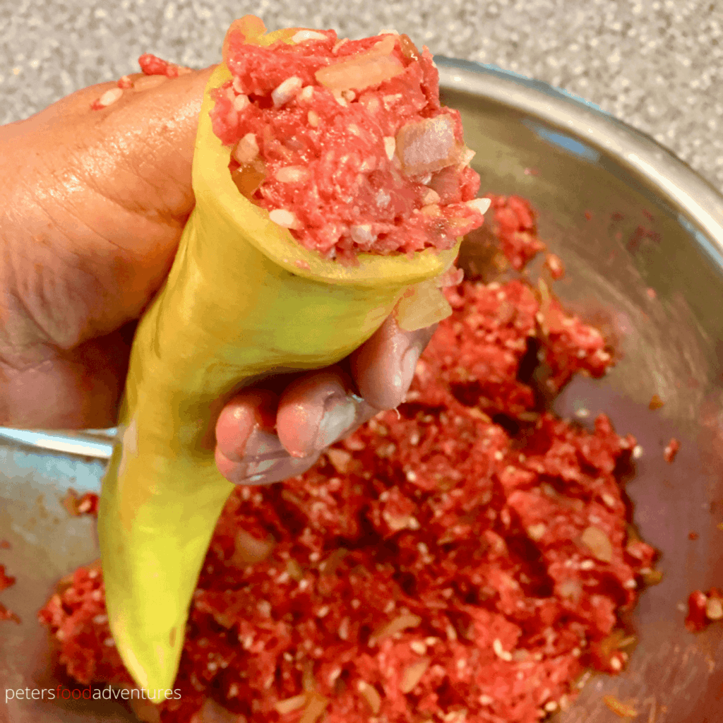 stuffing peppers with meat