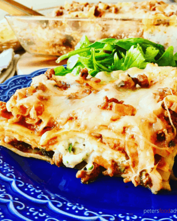 Lasagna with Cottage Cheese is a classic Lasagne dinner favorite, with loads of mozzarella cheese, meat Ragu, cottage cheese and parmesan. Spinach Free and delicious!
