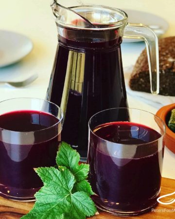 A delicious homemade black currant juice from pressed blackcurrants and cranberries called a Mors Drink. Enjoyed in Russia for over 500 years. Full of vitamins and antioxidants. Nothing beats homemade juice! Homemade Blackcurrant Juice (Mors Drink)