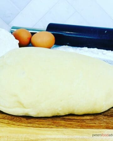 ball of yeast dough