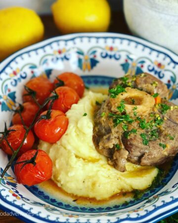 osso bucco in a bowl