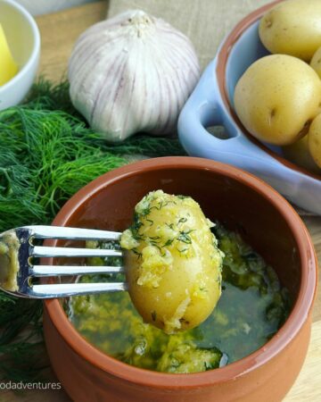 garlic butter potatoes dipping